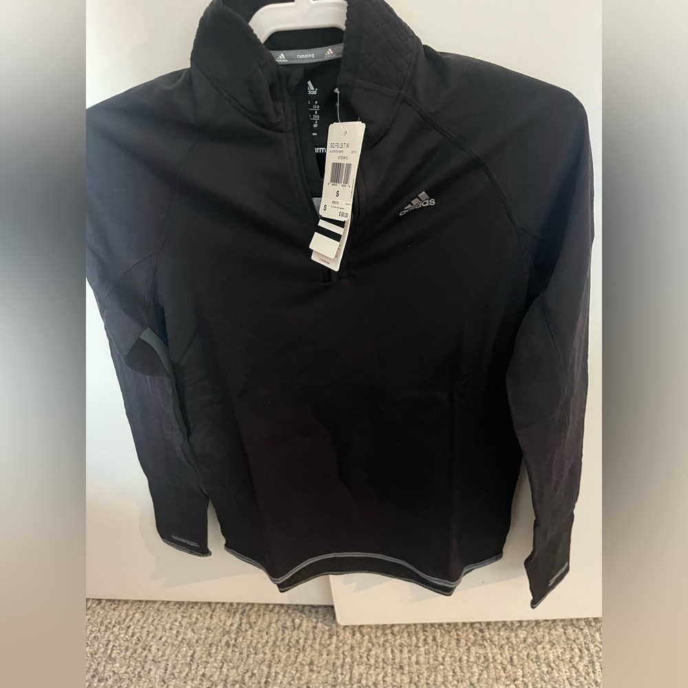 New Adidas Woman’s  Black/Gray Running 1/4 zip Climawarm pullover Small